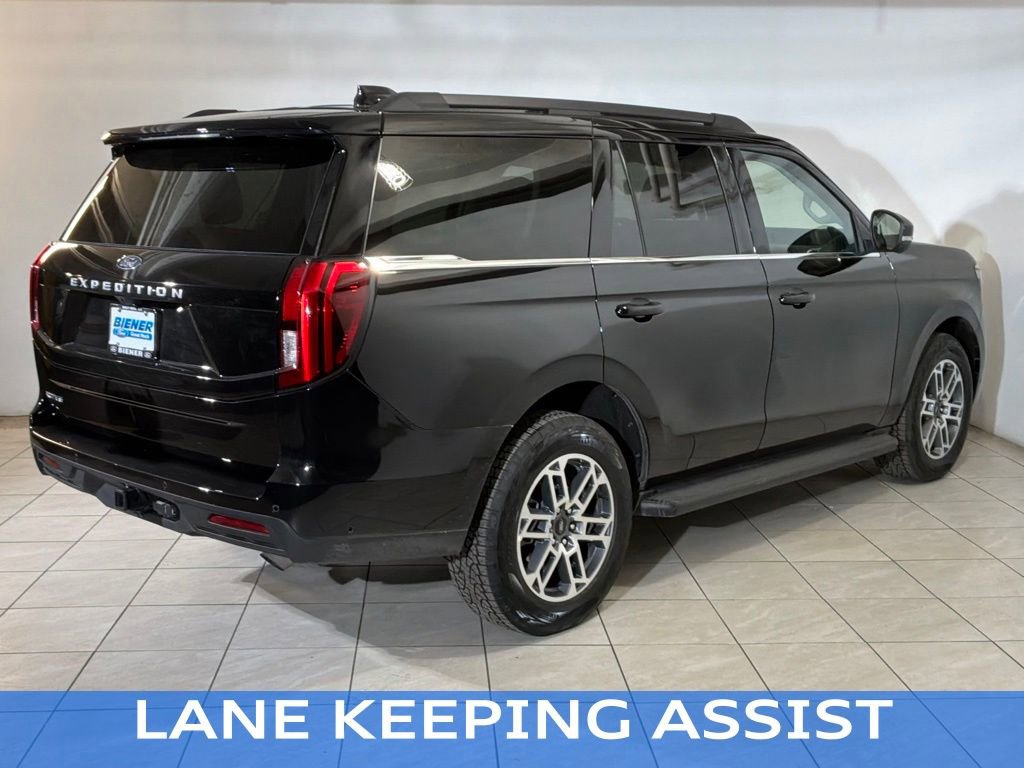 Certified 2025 Ford Expedition Active image 7