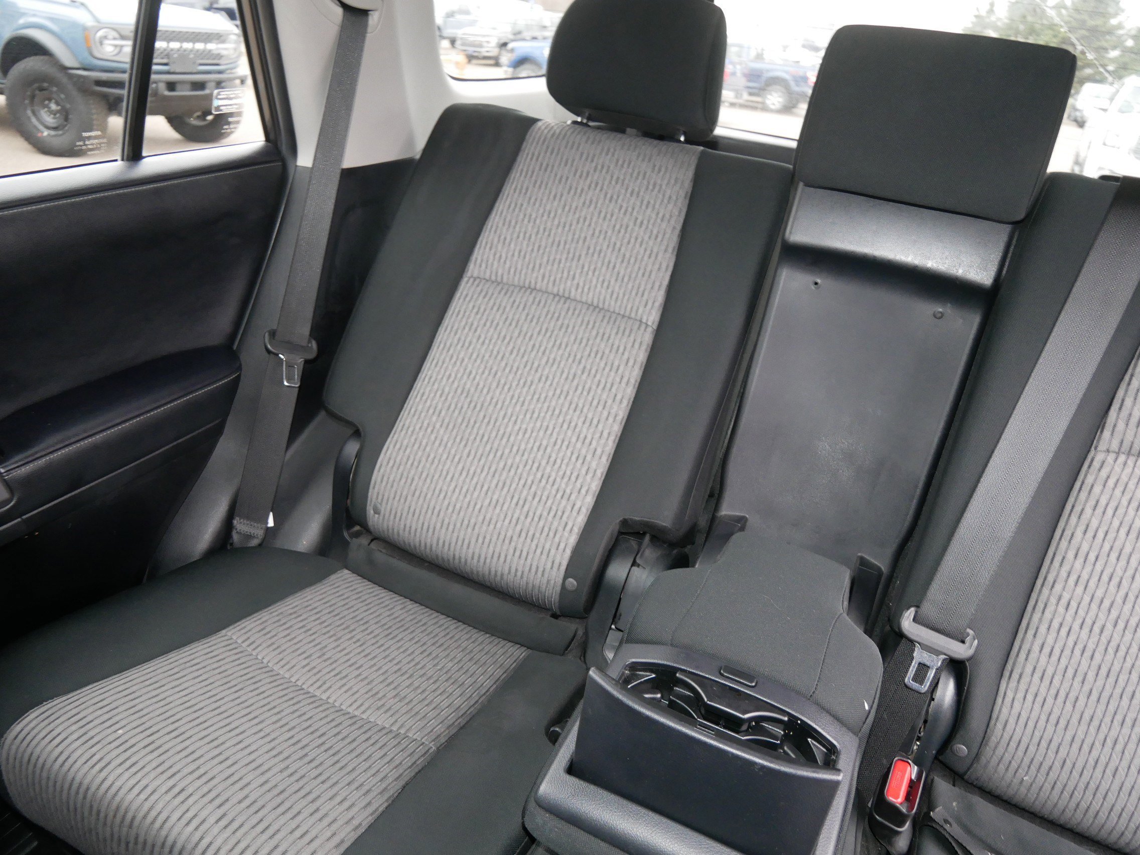 Used 2022 Toyota 4Runner SR5 AWD/4WD image 12