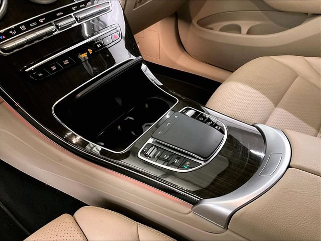 Used 2022 Mercedes-Benz GLC 300 4MATIC image 16