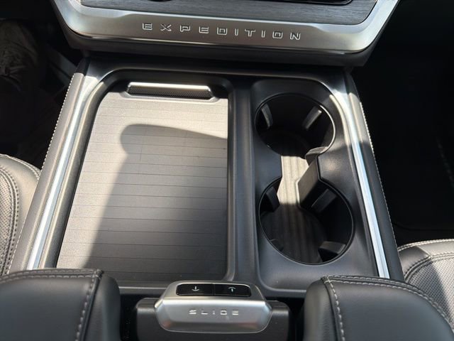Certified 2025 Ford Expedition Platinum AWD/4WD image 47