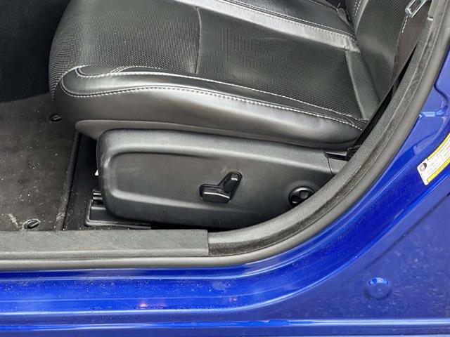 Used 2019 Dodge Charger SXT w/ Plus Group AWD/4WD image 12