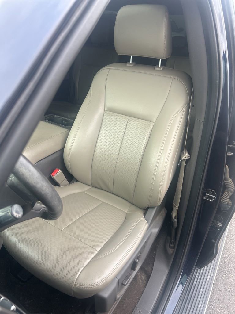 Certified 2021 Ford Expedition Max XLT RWD image 5
