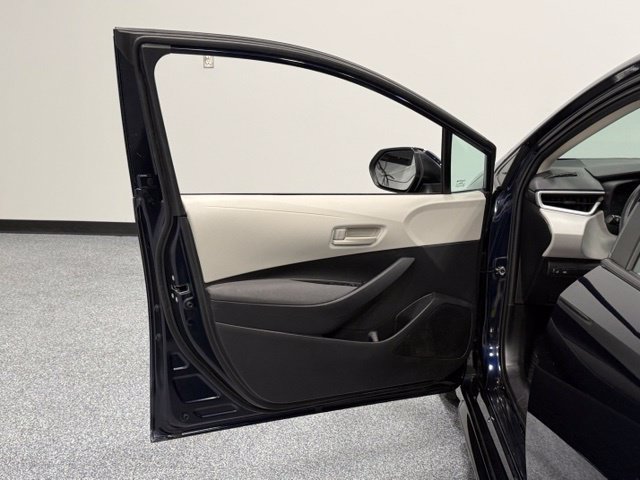 Used 2024 Toyota Corolla LE FWD image 12