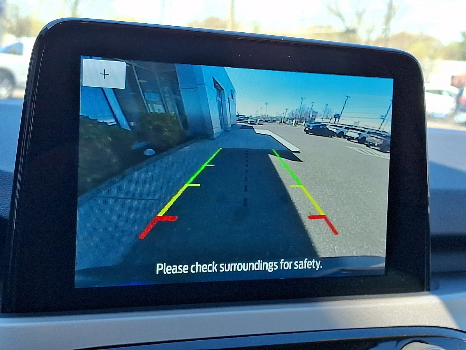 Certified 2022 Ford Escape SE w/ SE Sport Appearance Package image 22