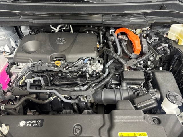 Used 2024 Toyota Sienna LE AWD/4WD image 9