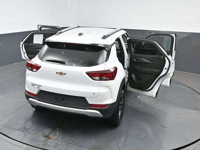 Used 2025 Chevrolet TrailBlazer LT AWD/4WD image 24