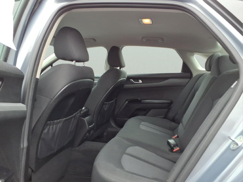 Used 2022 Kia K5 LXS AWD/4WD image 12