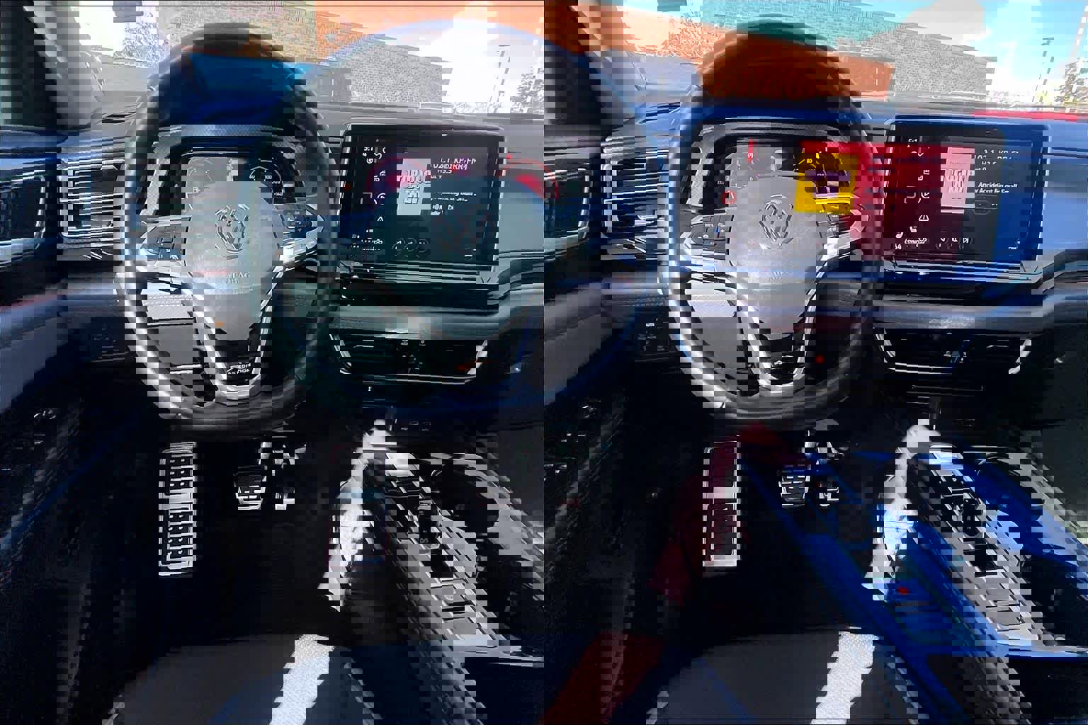 Used 2024 Volkswagen Atlas Peak Edition SE AWD/4WD image 6