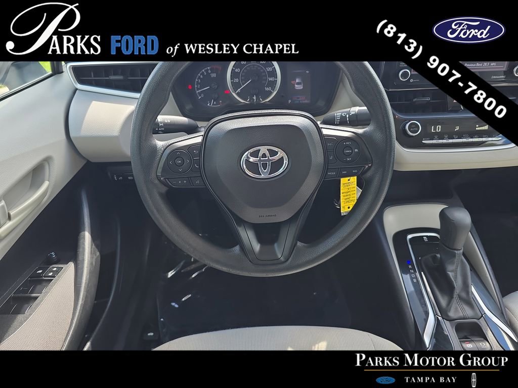 Used 2022 Toyota Corolla LE FWD image 11