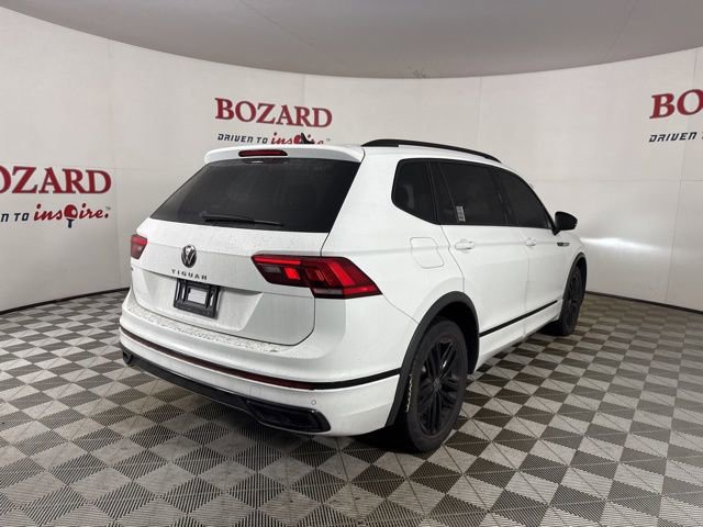 Used 2022 Volkswagen Tiguan SE R-Line image 5