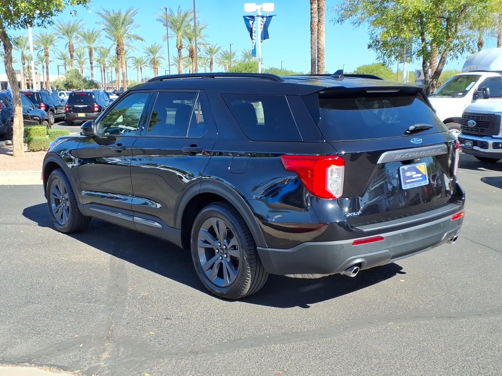 Certified 2023 Ford Explorer XLT w/ Equipment Group 202A RWD image 6