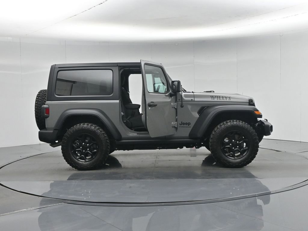 Used 2023 Jeep Wrangler Willys image 9