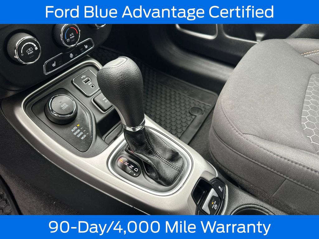 Used 2018 Jeep Compass Sport w/ Cold Weather Group image 15