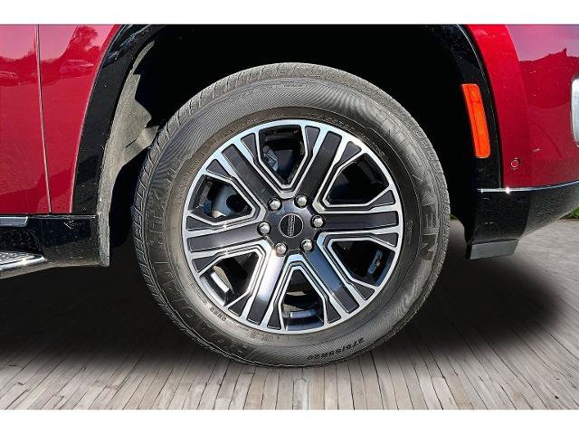 Used 2025 Jeep Wagoneer Series II AWD/4WD image 28