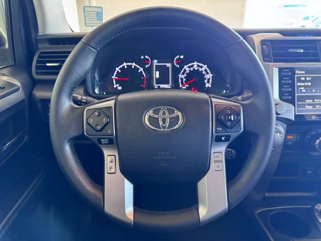 Used 2020 Toyota 4Runner SR5 AWD/4WD image 14