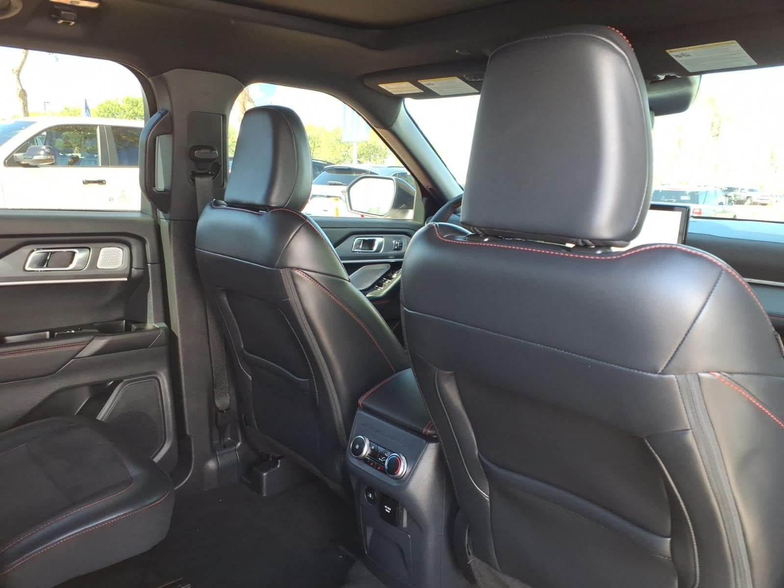 Certified 2025 Ford Explorer ST w/ Sun And Sound Package AWD/4WD image 13
