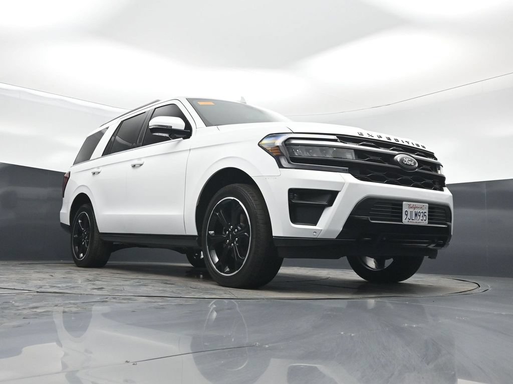 Certified 2023 Ford Expedition Limited AWD/4WD image 44