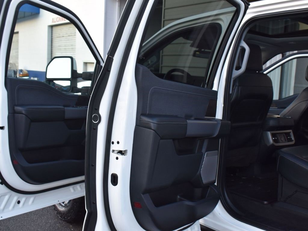 Certified 2023 Ford F350 Lariat w/ Lariat Ultimate Package image 25