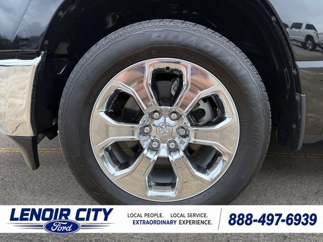 Used 2023 RAM 1500 Big Horn AWD/4WD image 8