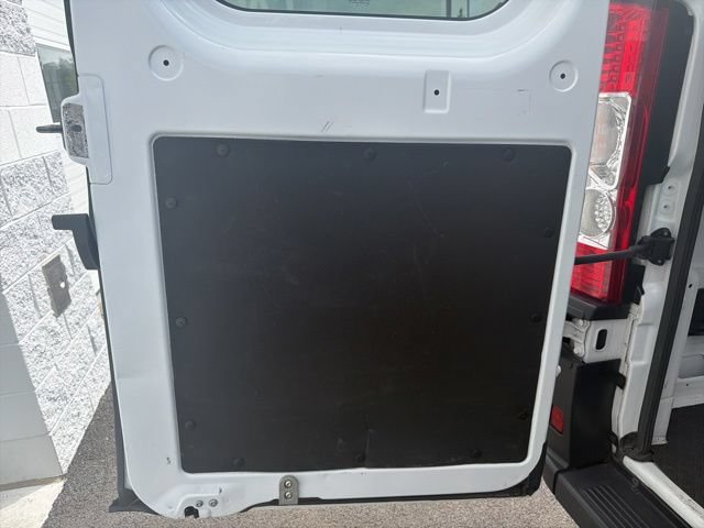 Used 2025 RAM ProMaster 2500 w/ U-Haul Equipment Group FWD image 17