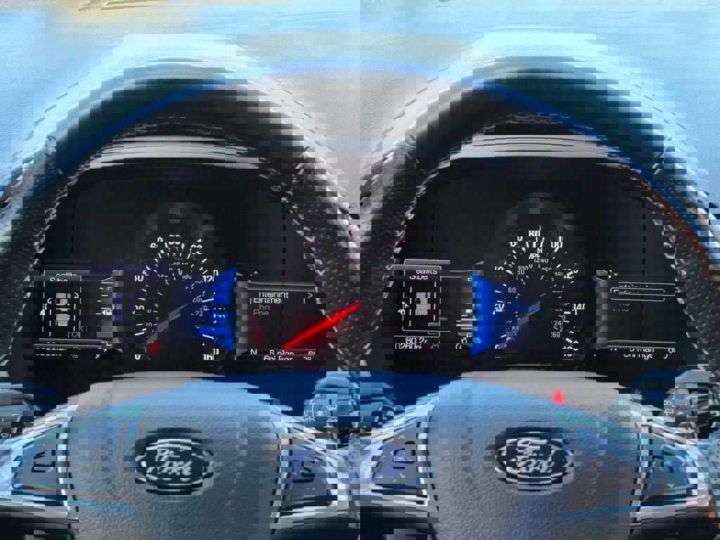 Certified 2022 Ford Edge ST image 37