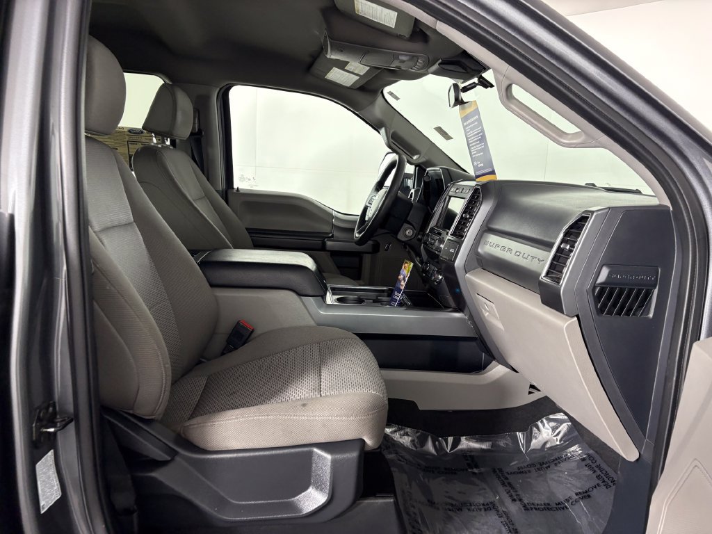 Certified 2022 Ford F250 XLT w/ XLT Premium Package AWD/4WD image 34