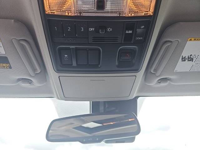 Used 2023 Toyota 4Runner SR5 Premium w/ Moonroof Package RWD image 34