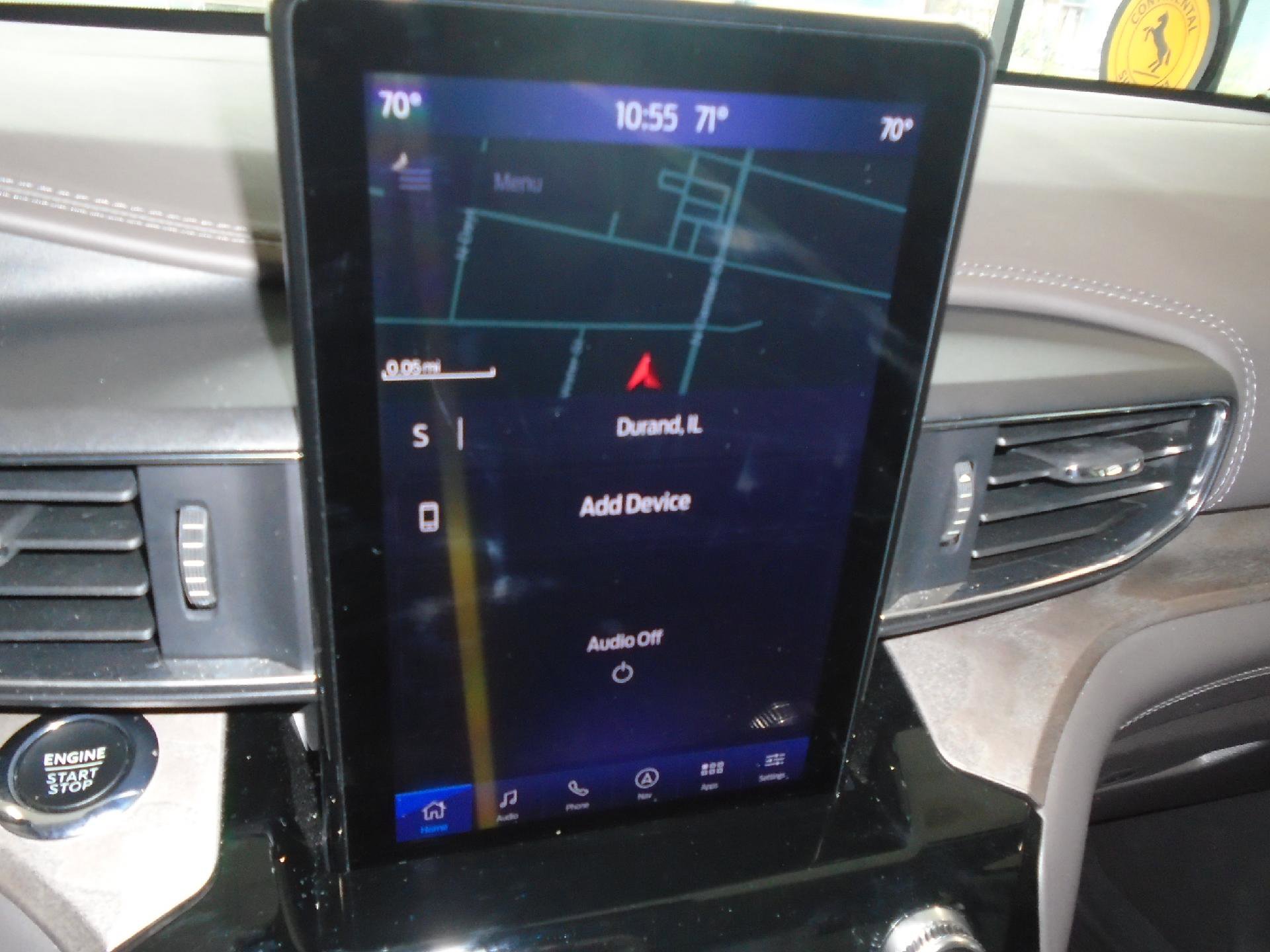 Certified 2023 Ford Explorer Platinum w/ Technology Package AWD/4WD image 9