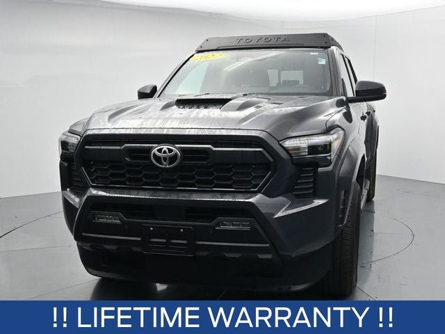 Used 2024 Toyota Tacoma TRD Sport w/ TRD Sport Upgrade Package AWD/4WD image 3