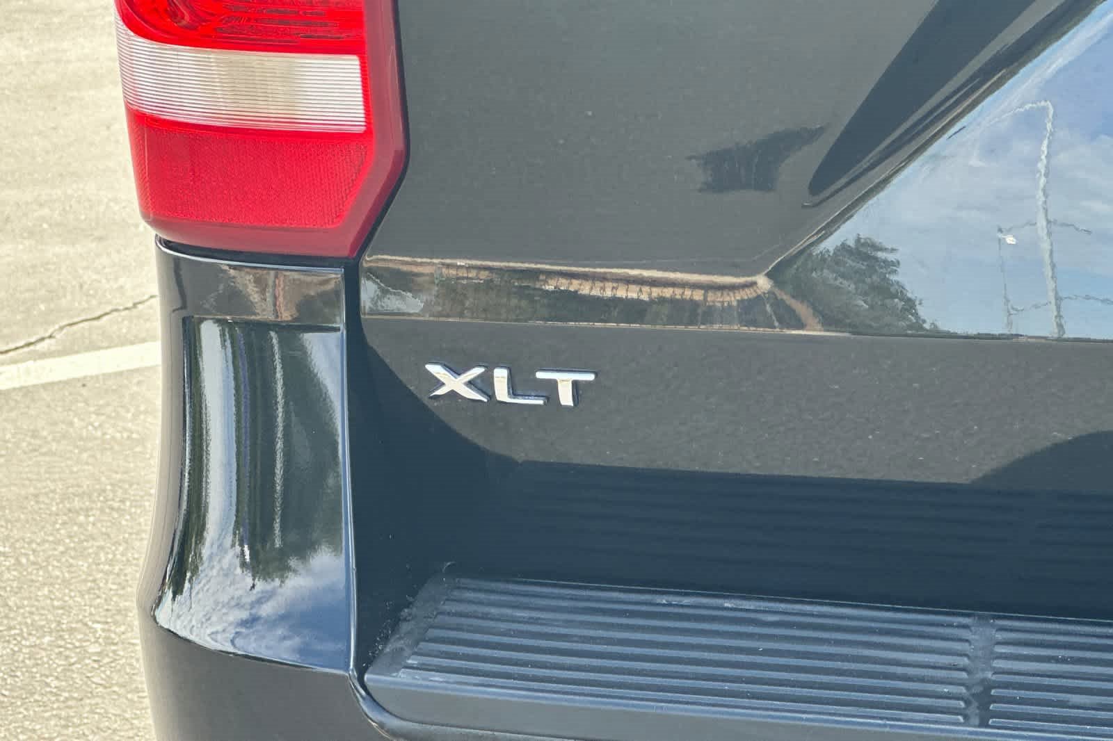 Certified 2020 Ford Expedition XLT w/ Equipment Group 202A image 29