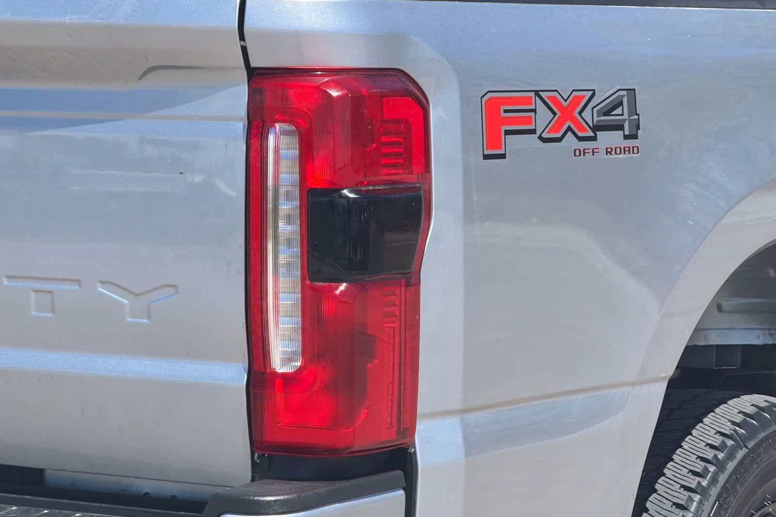 Certified 2023 Ford F350 Lariat w/ Lariat Ultimate Package AWD/4WD image 27