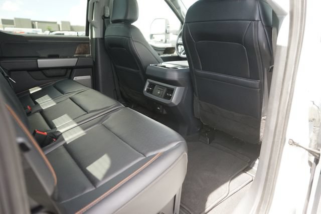 Certified 2025 Ford F250 Lariat w/ FX4 Off-Road Package AWD/4WD image 14