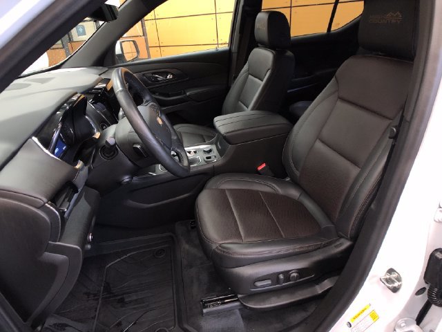 Used 2023 Chevrolet Traverse High Country AWD/4WD image 10