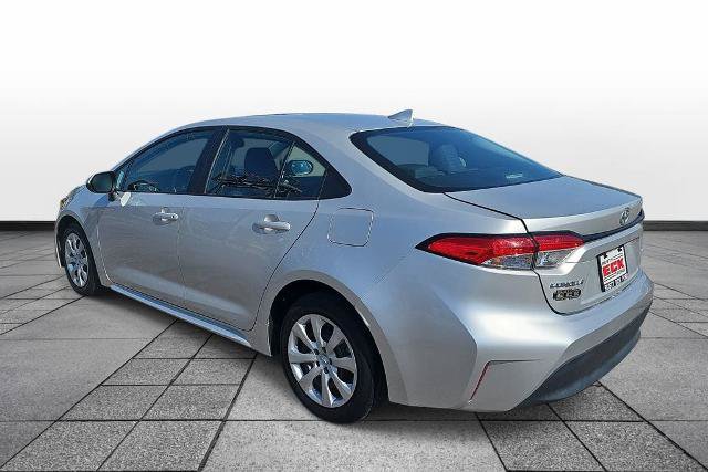 Used 2023 Toyota Corolla LE FWD image 7