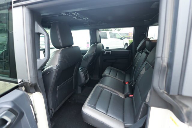 Certified 2025 Ford Bronco Outer Banks AWD/4WD image 11