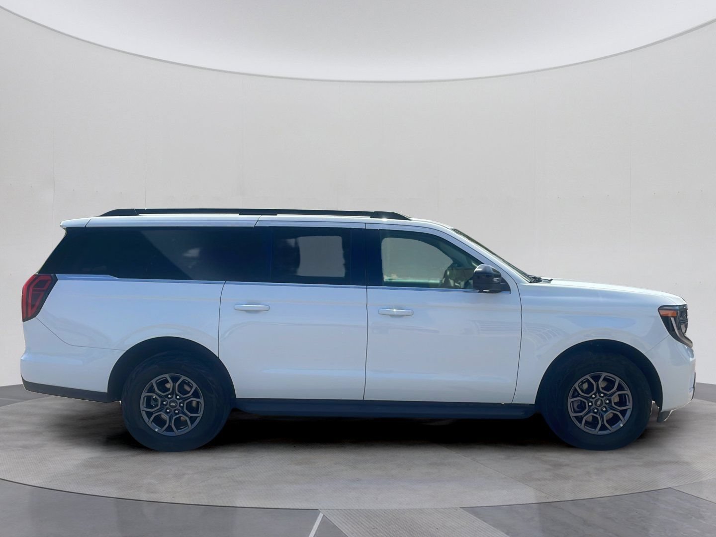Certified 2025 Ford Expedition Max Active AWD/4WD image 9