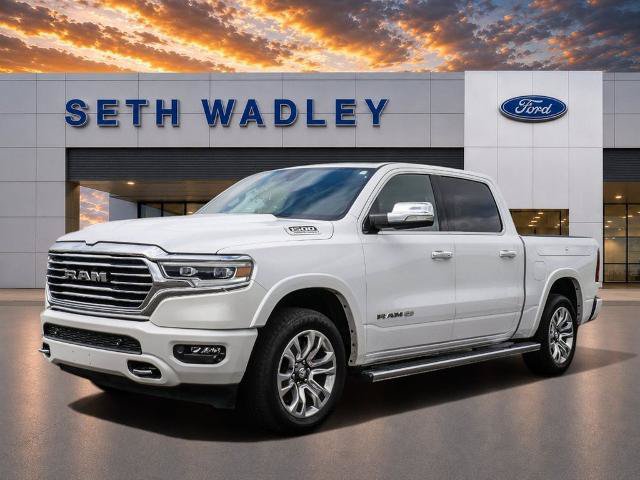Used 2022 RAM 1500 Limited w/ Body Color Bumper Group AWD/4WD image 3