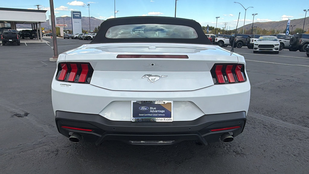 Certified 2025 Ford Mustang Convertible RWD image 4