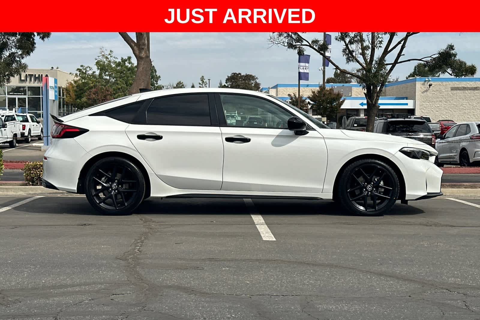 Used 2025 Honda Civic Sport image 8