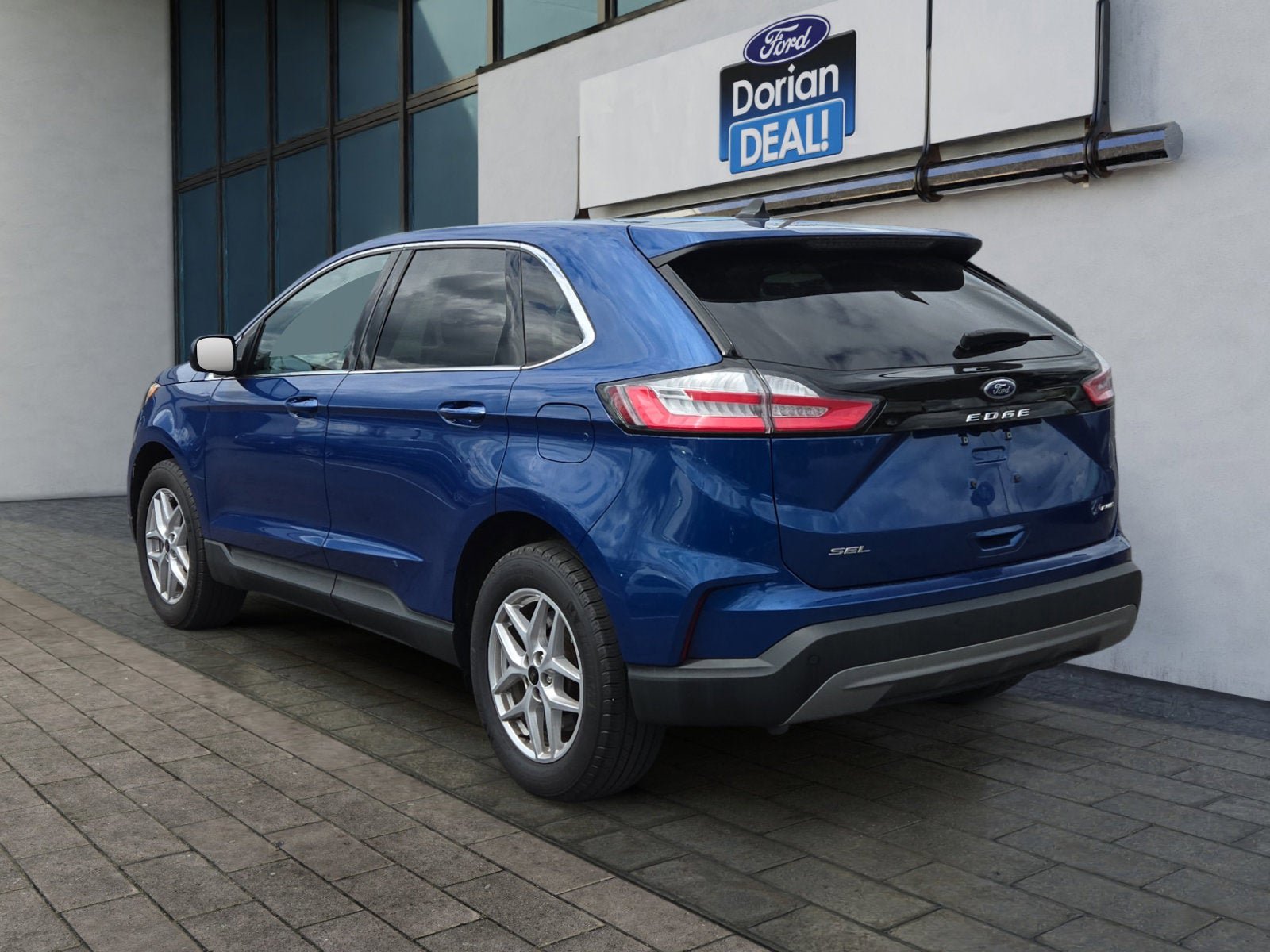 Certified 2024 Ford Edge SEL w/ Convenience Package AWD/4WD image 5
