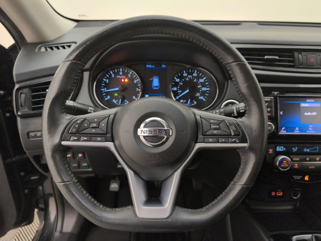 Used 2018 Nissan Rogue SV FWD image 32
