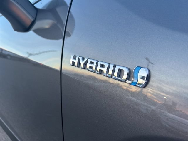 Used 2021 Toyota RAV4 XLE AWD/4WD image 23