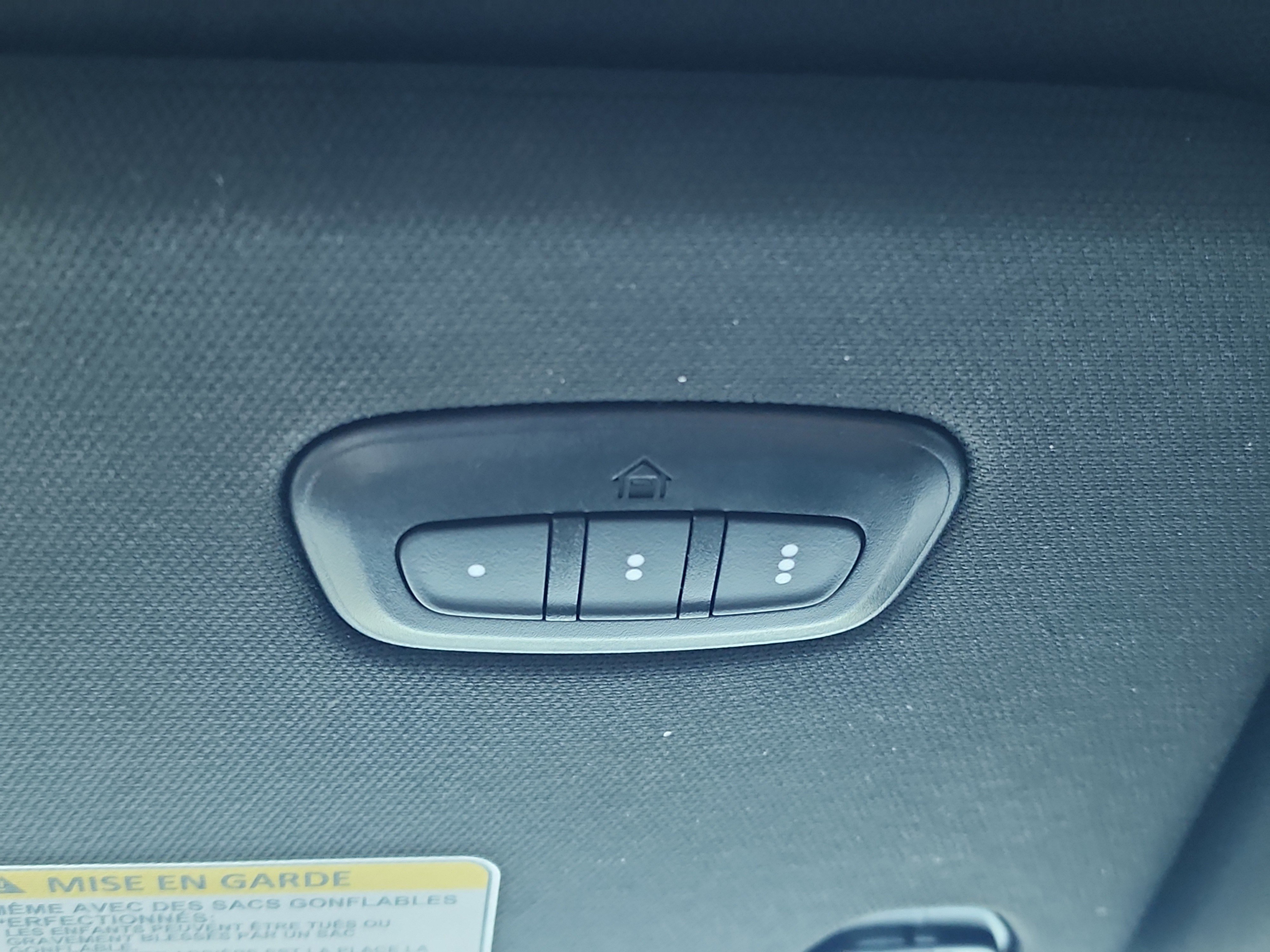 Used 2025 RAM 1500 Laramie image 29