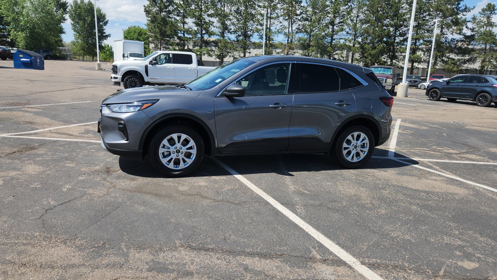 Certified 2024 Ford Escape Active AWD/4WD image 5