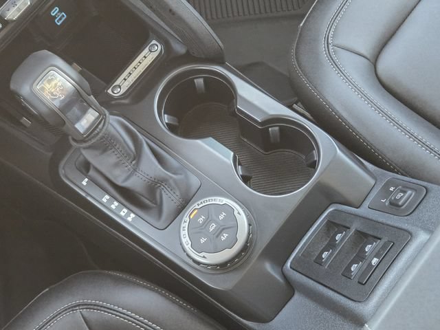 Certified 2025 Ford Bronco Badlands AWD/4WD image 19
