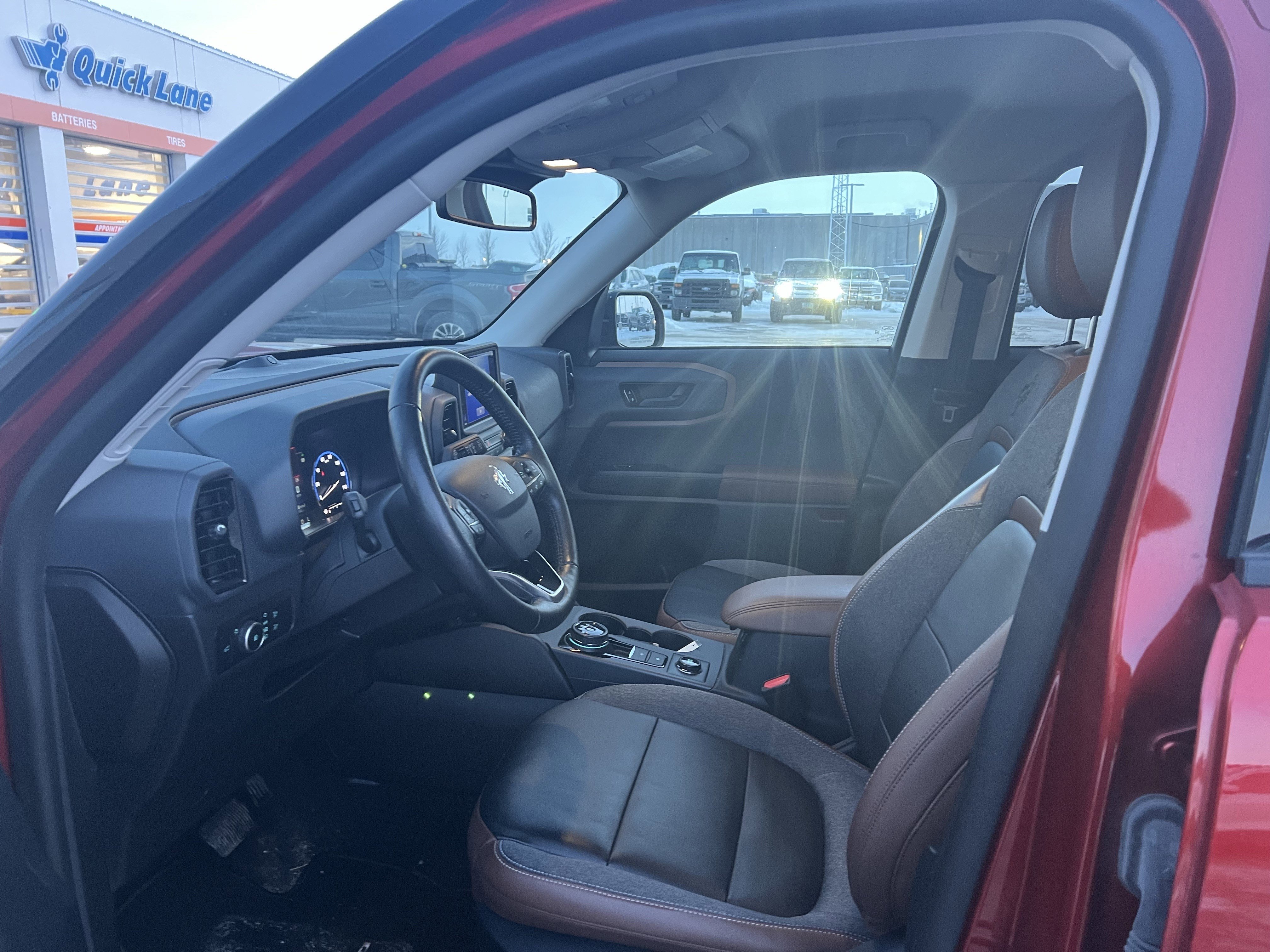 Certified 2023 Ford Bronco Sport Outer Banks w/ Tech Package image 7