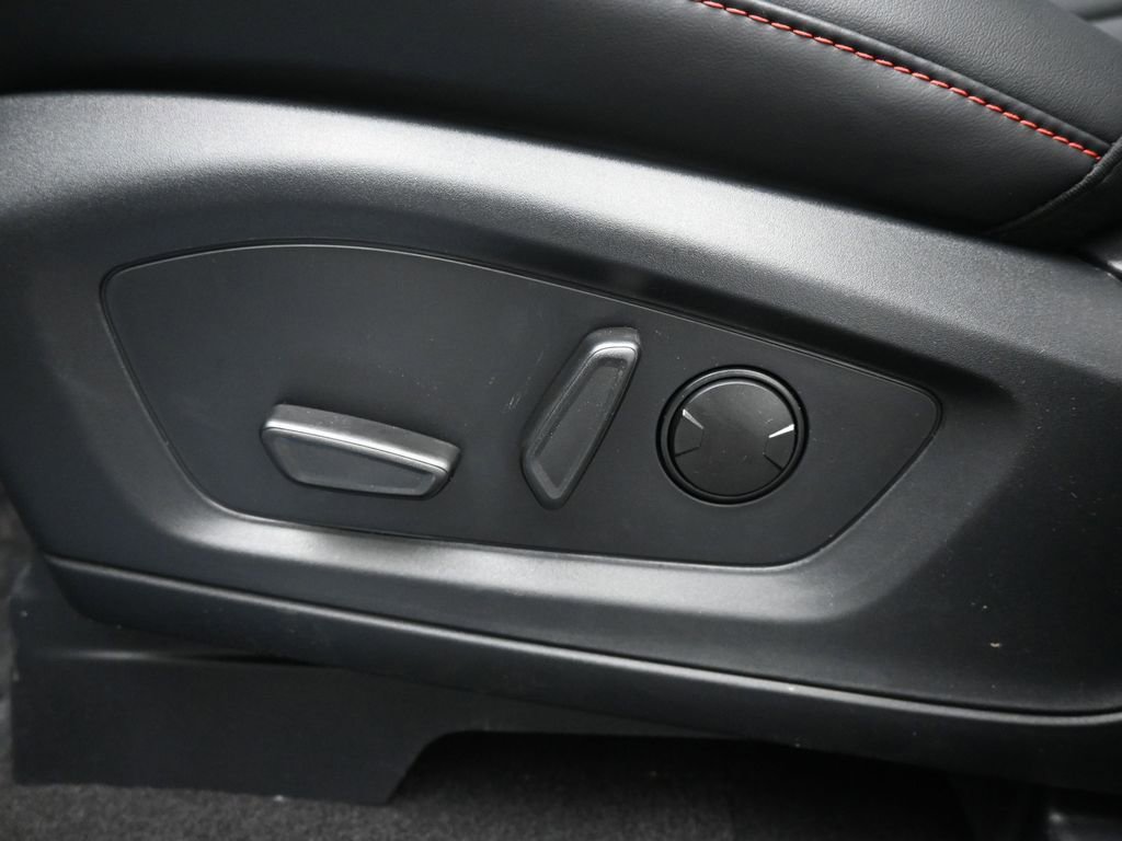 Certified 2025 Ford Explorer ST-Line w/ Premium Package image 11