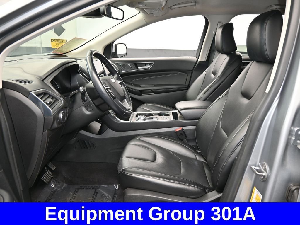 Certified 2022 Ford Edge Titanium w/ Equipment Group 301A image 30