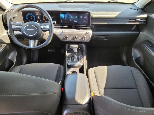 Used 2025 Hyundai Kona SE FWD image 12