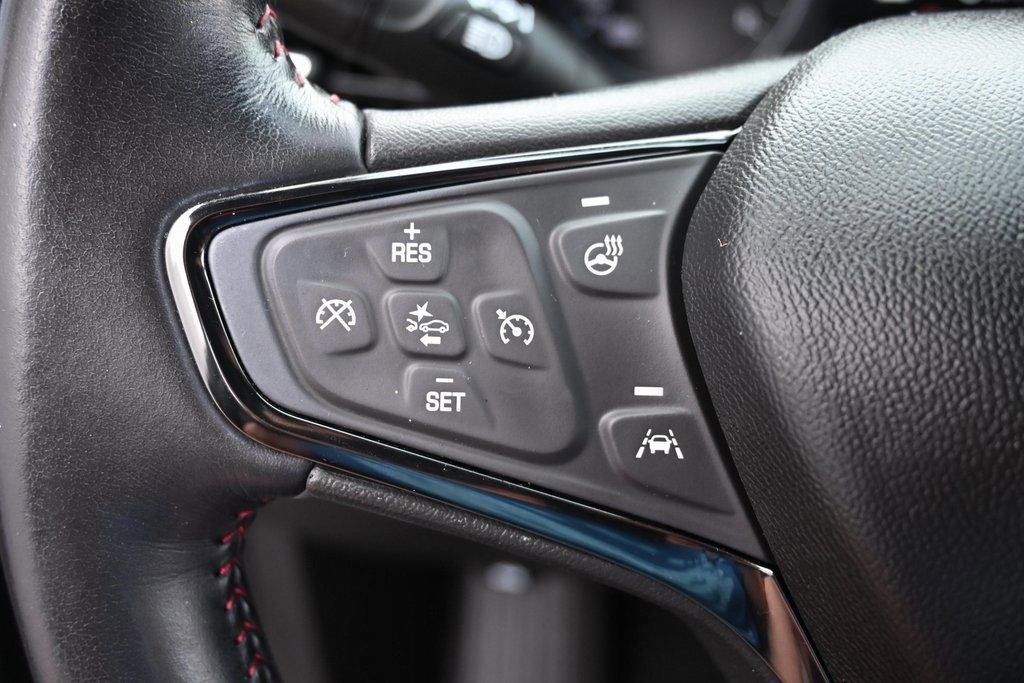 Used 2022 Chevrolet Equinox RS w/ Infotainment Package image 32